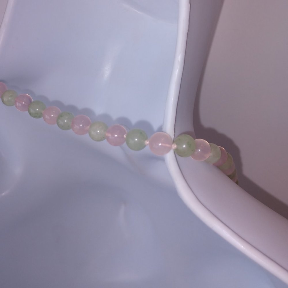 Green and Pink Bead Necklace with Agate Beads Single Strand Handmade 17 inches - Picture 13 of 16
